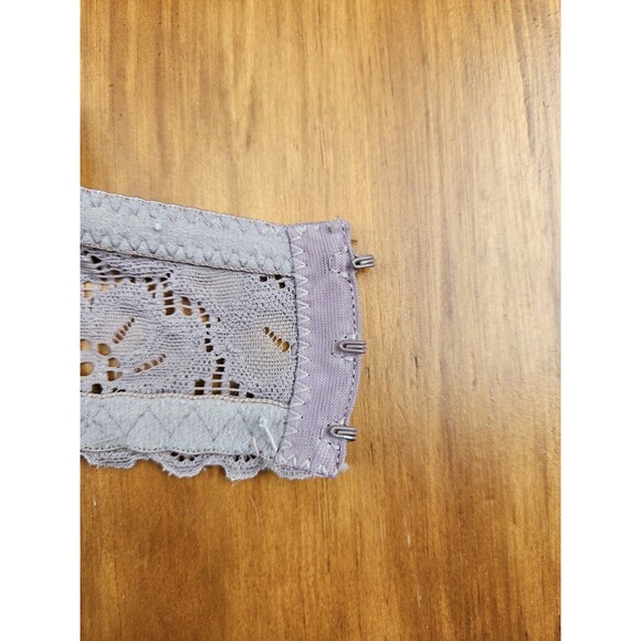 Delta Burke Bra Womens Size 38C Purple Floral Lightly Lined Padded Back Closure - Picture 5 of 9